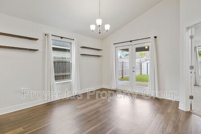 Building Photo - 2419 Privet Berry Dr