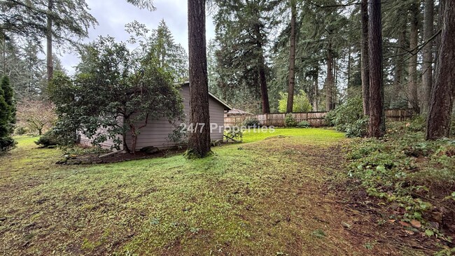 Building Photo - Charming 3BD | 1.5BA - **Lake Oswego**