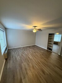 Building Photo - 744 W Gordon Terrace