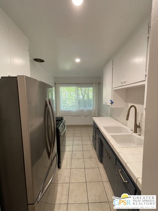 Building Photo - 1416 S Hayworth Ave