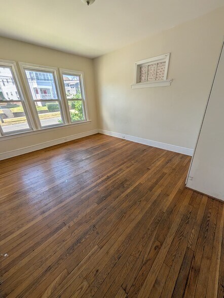 Building Photo - 88 Main Street Anx