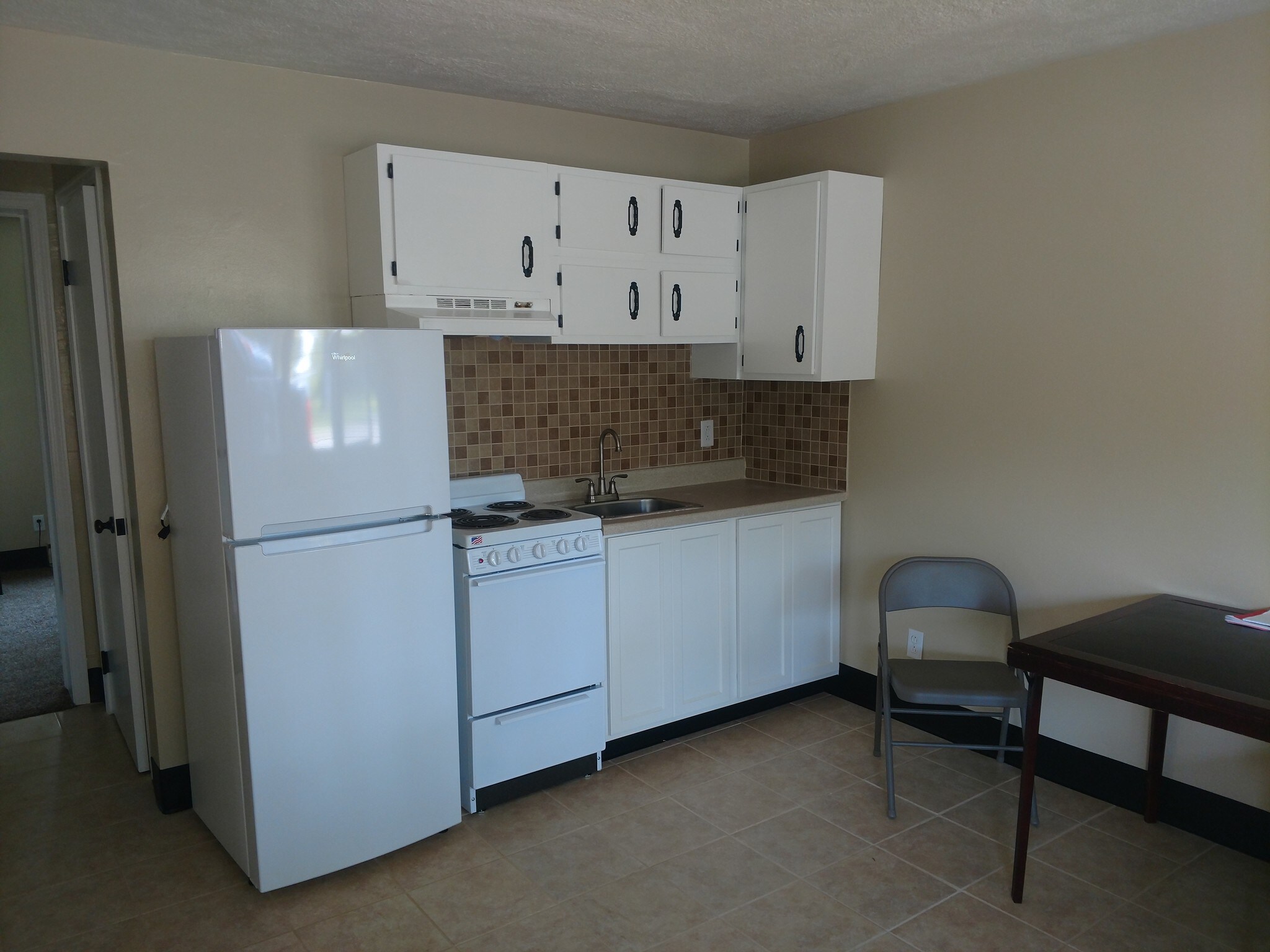 Kitchen - 7555 Southwestern Blvd