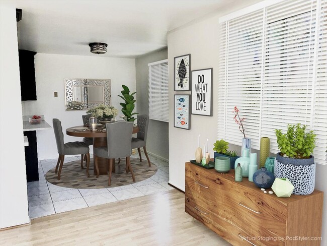 dining rm w virtual furniture and deco - 712 Pacific St