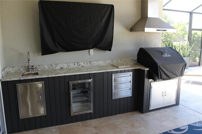 Building Photo - 5721 Long Shore Loop