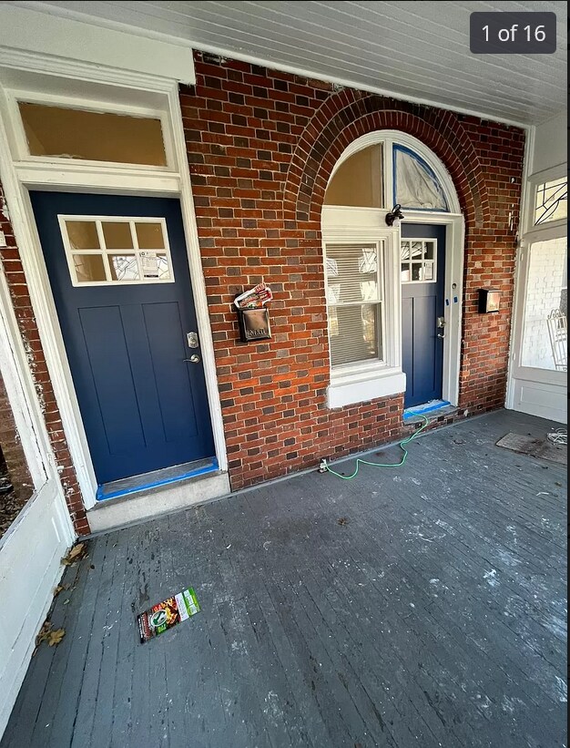 Primary Photo - 6356 Ross St
