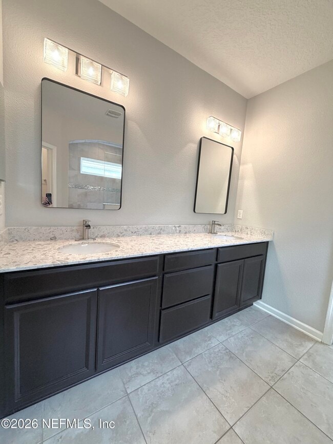 Building Photo - 197 Spring Park Ave