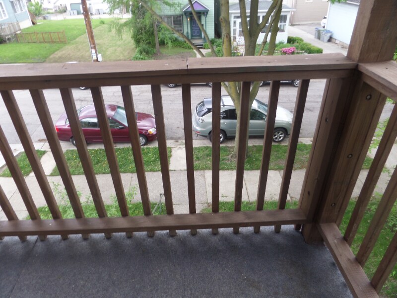 Building Photo - 2249 S Woodward St