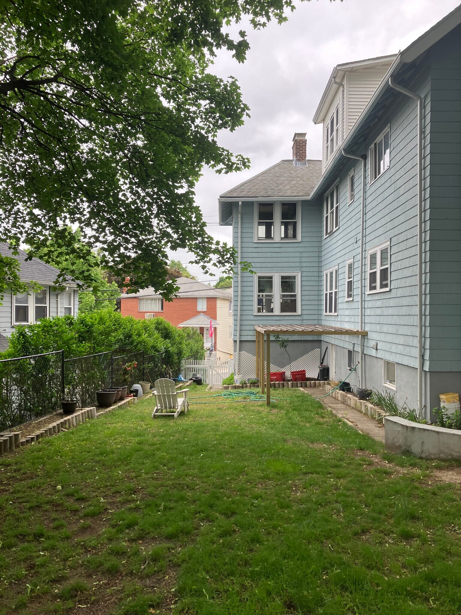 Building Photo - 93 Hillside Rd