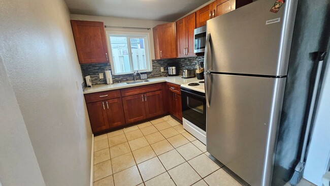 Building Photo - Cozy 1 bedroom in North Kihei