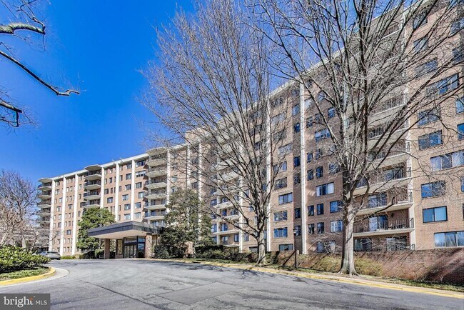 Primary Photo - 3101 New Mexico Ave NW
