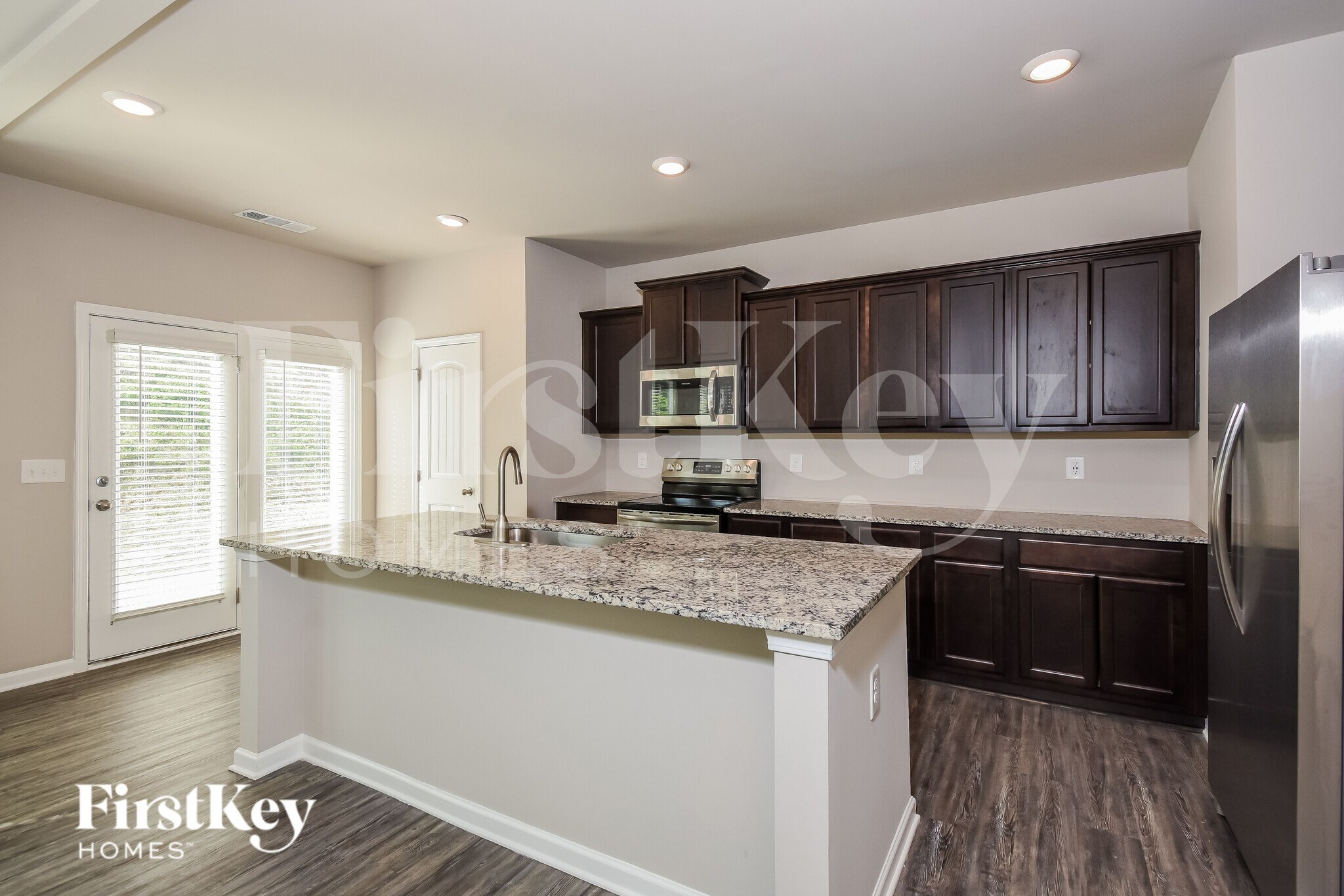 Building Photo - 4954 Hillstone Dr