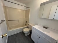 Building Photo - 47 W Utica St