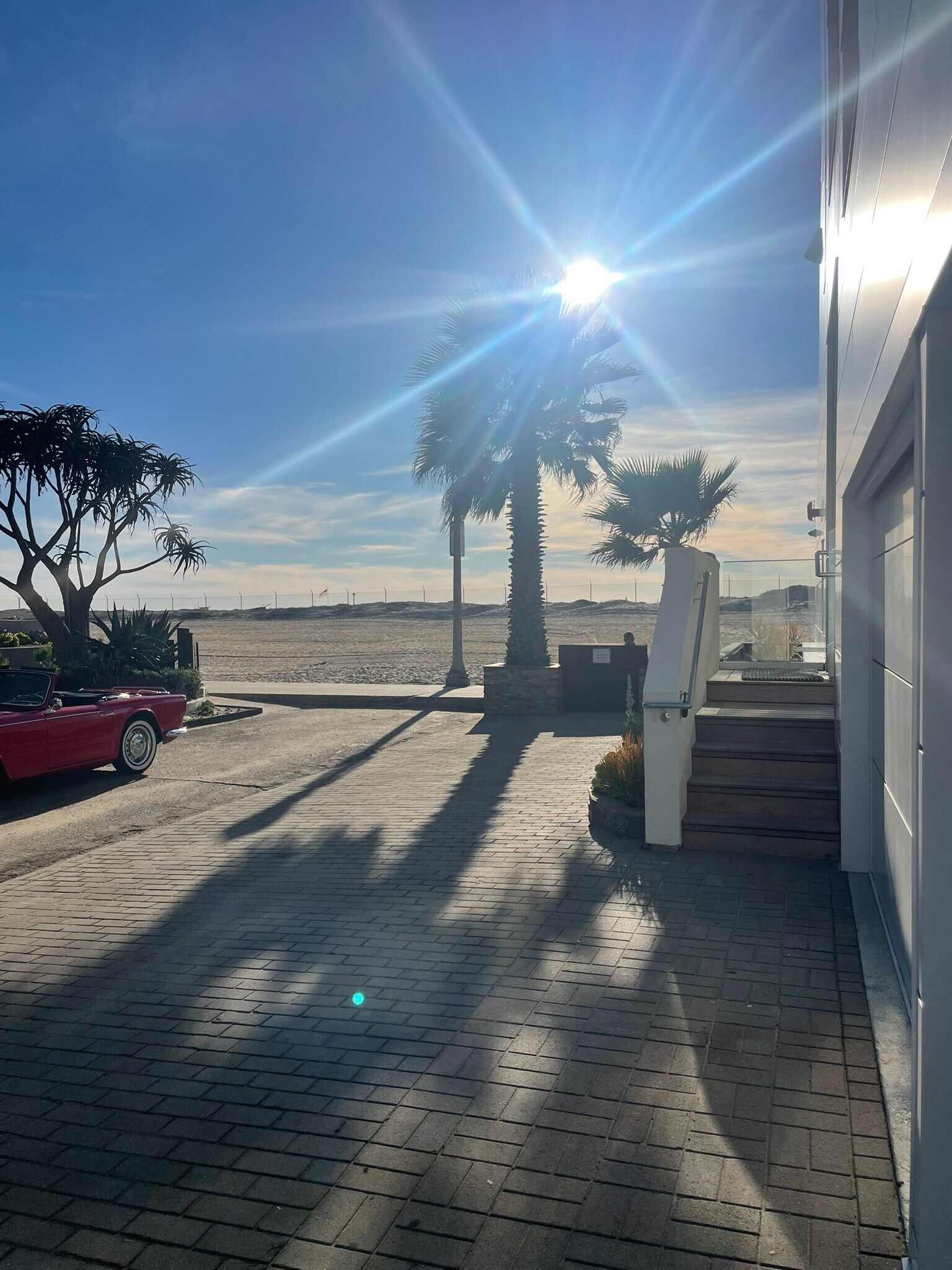 Building Photo - 5111 Ocean Front Walk