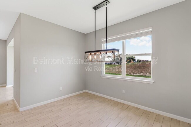 Building Photo - 30053 Island Club Dr