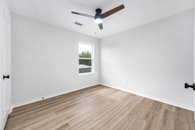 Building Photo - 783 Fortune St