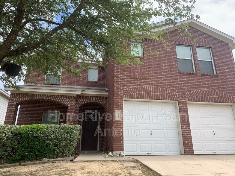 Building Photo - 802 Amber Knoll