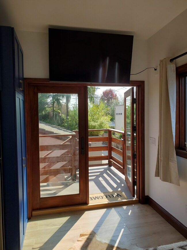 Building Photo - 3665 Wasatch Ave