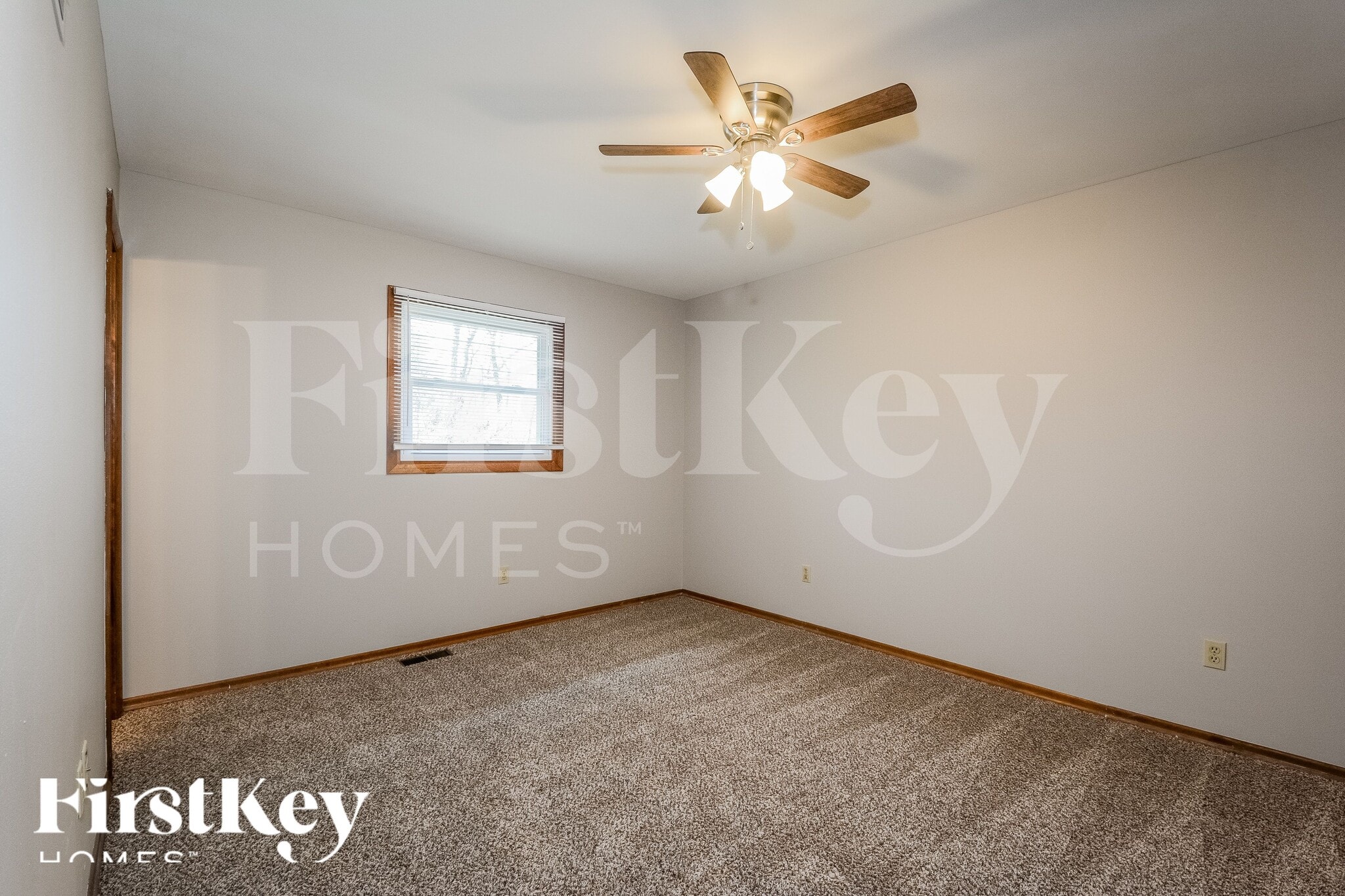 Building Photo - 3217 Yale Blvd