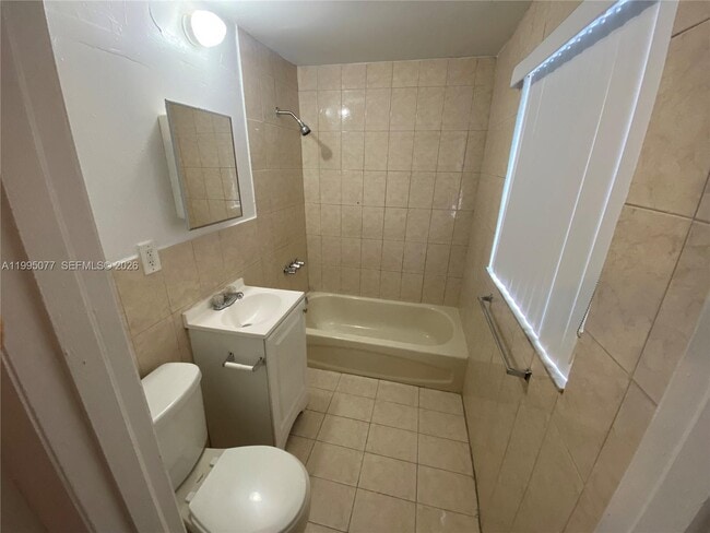 Building Photo - 5905 NW 3rd Ave