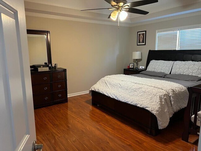 Building Photo - 3014 Eglantine Ct