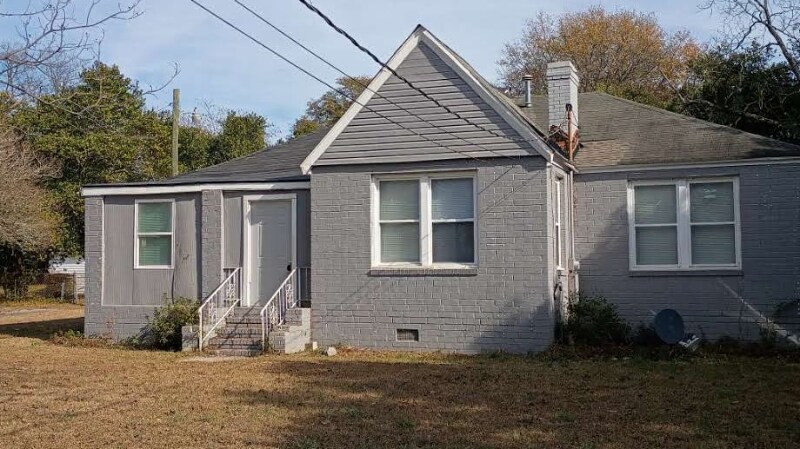 Building Photo - 1844 Christian Ave