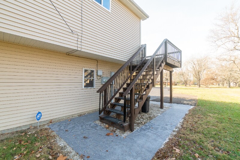 Building Photo - 7613 Willsey Ln