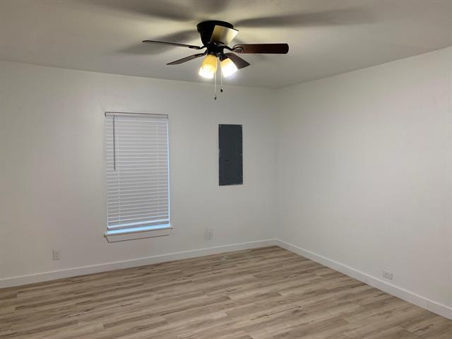 Building Photo - 1046 W Collins St