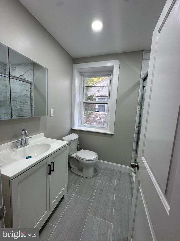 Building Photo - 625 Chelten Hills Dr