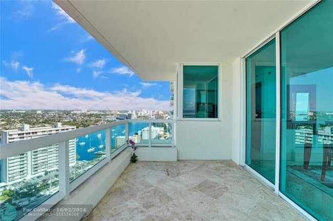 Building Photo - 101 S Fort Lauderdale Beach Blvd