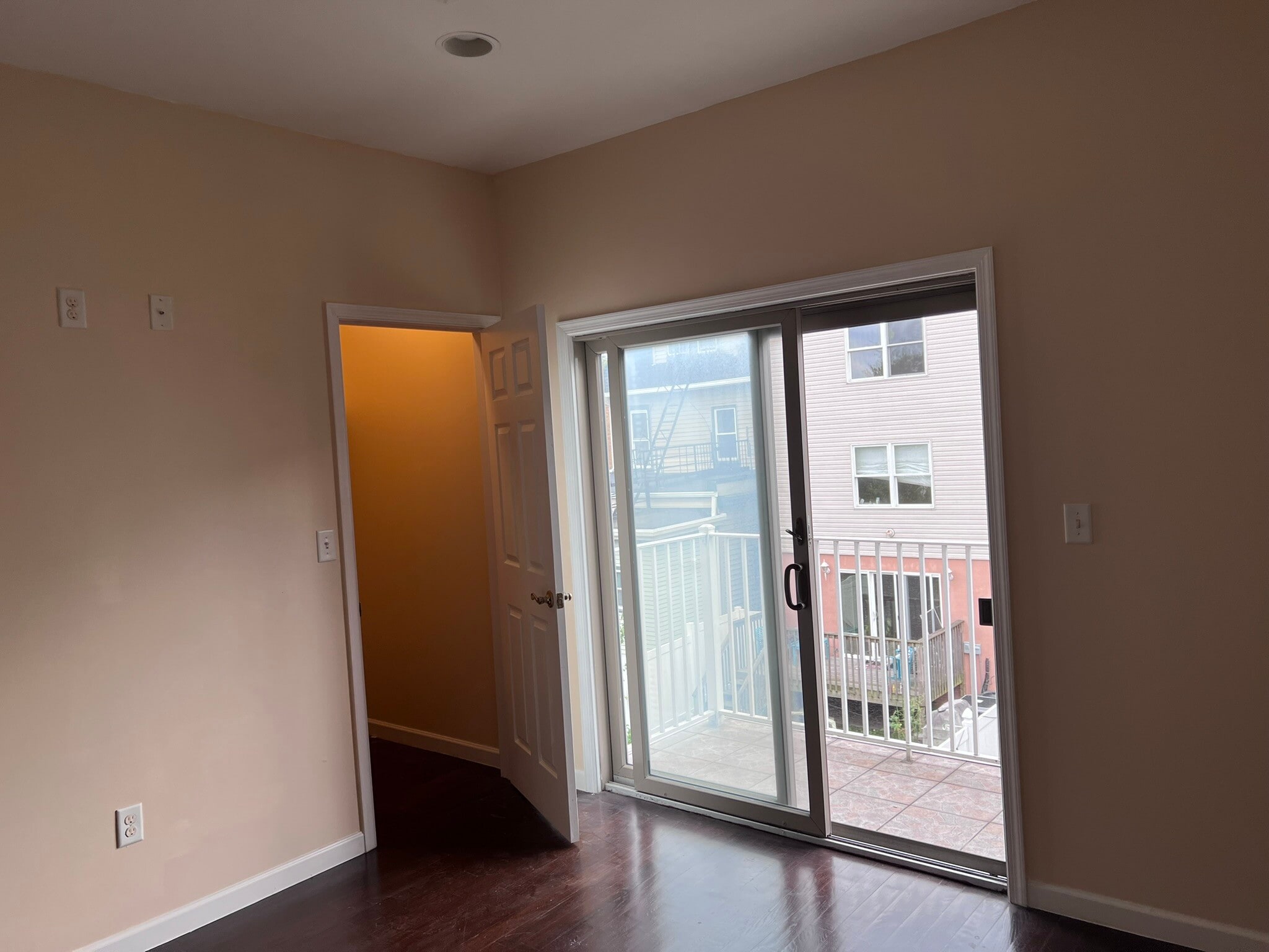 Master bedroom - 43 Ravine Ave