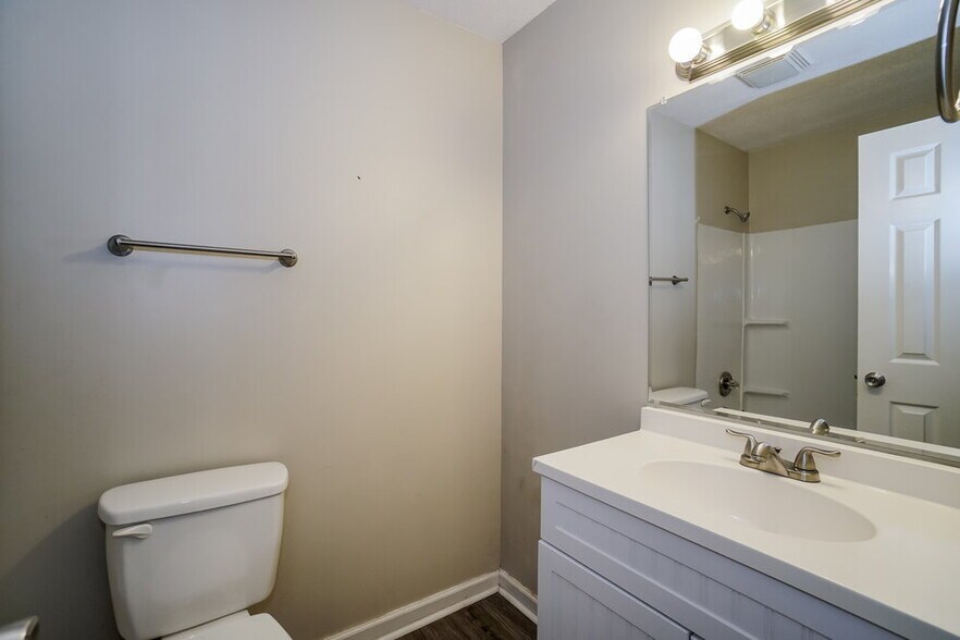 Building Photo - 3117 Falcon Bridge Dr