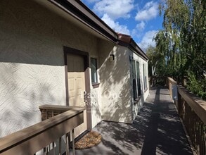 Building Photo - 1733 S Villa Way