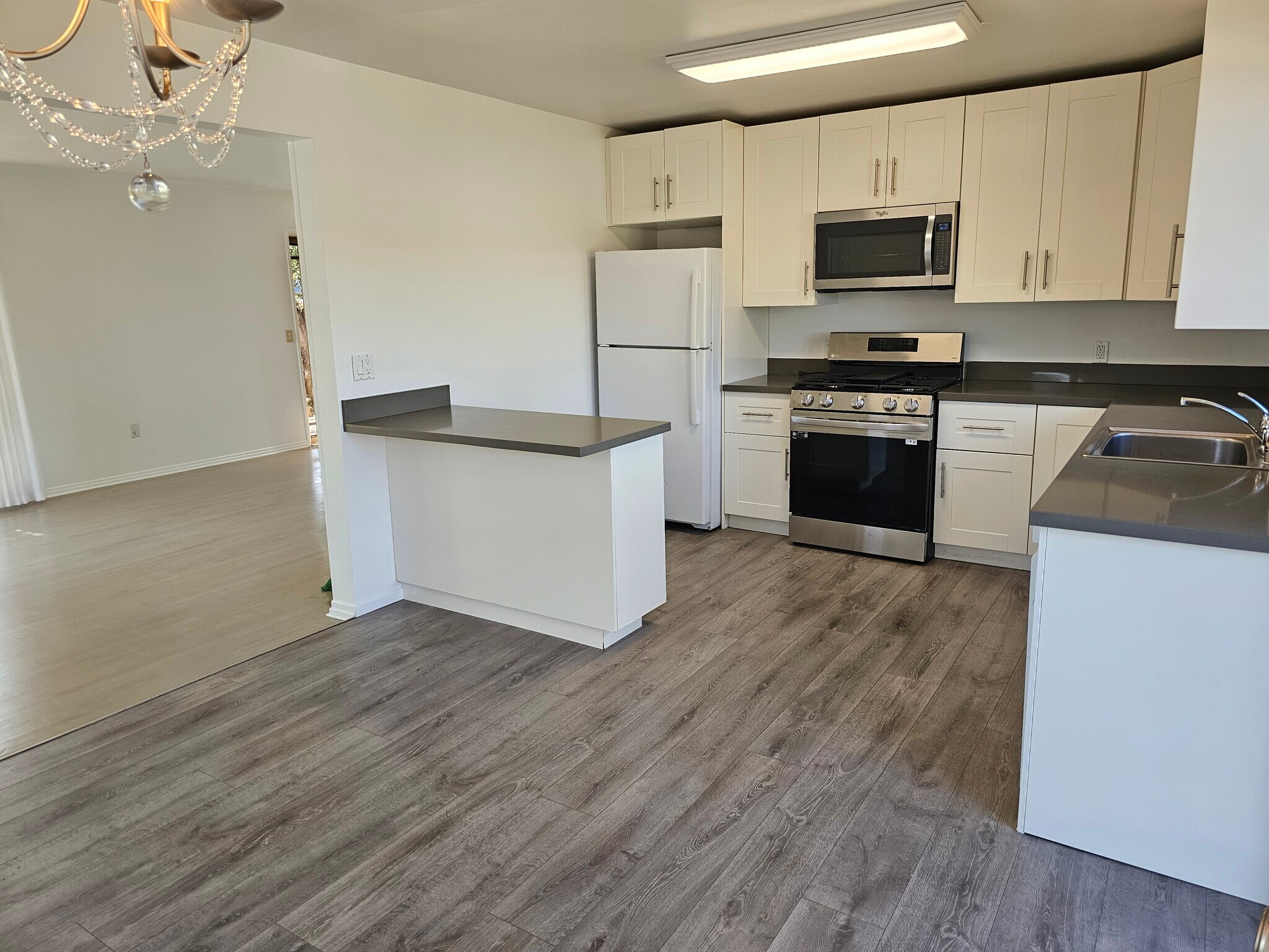 Building Photo - 777 Neptune Ave