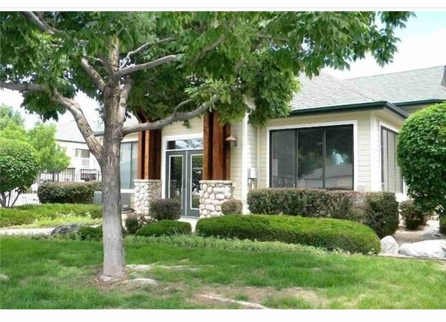 Building Photo - 8707 E Florida Ave