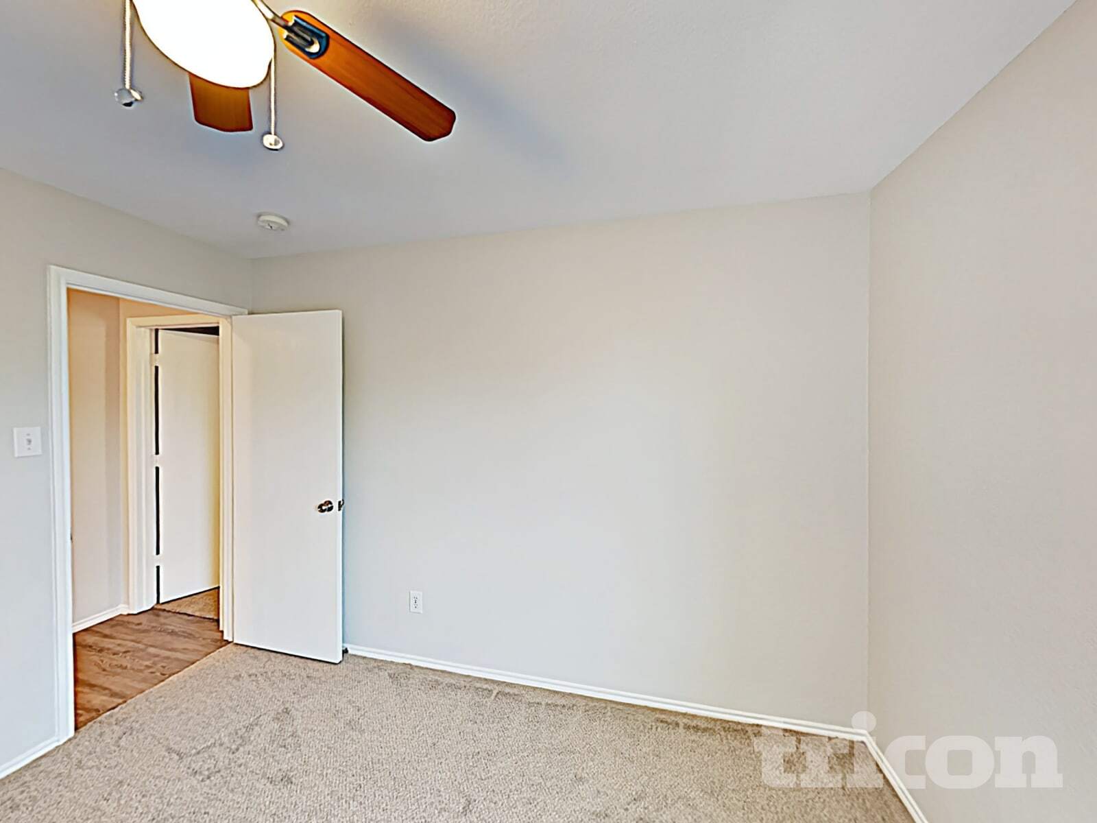 Building Photo - 1015 James Donald Ln