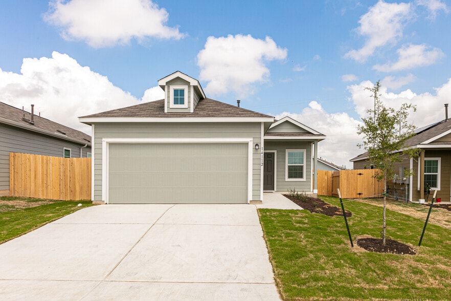 Primary Photo - 14112 Lyndora Ln