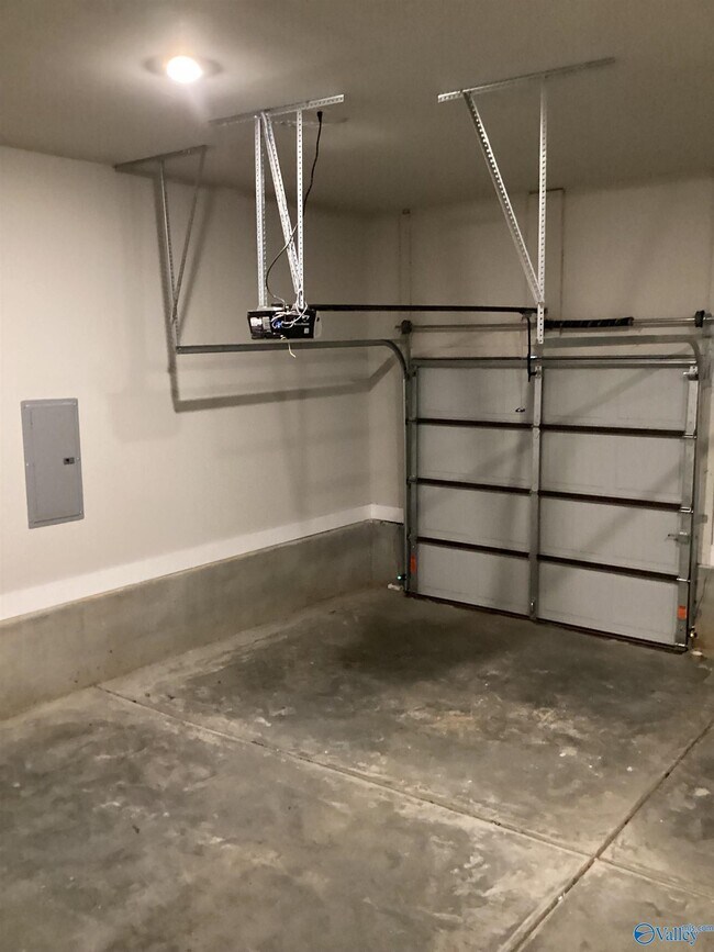 Building Photo - 11368 Waterman Ln