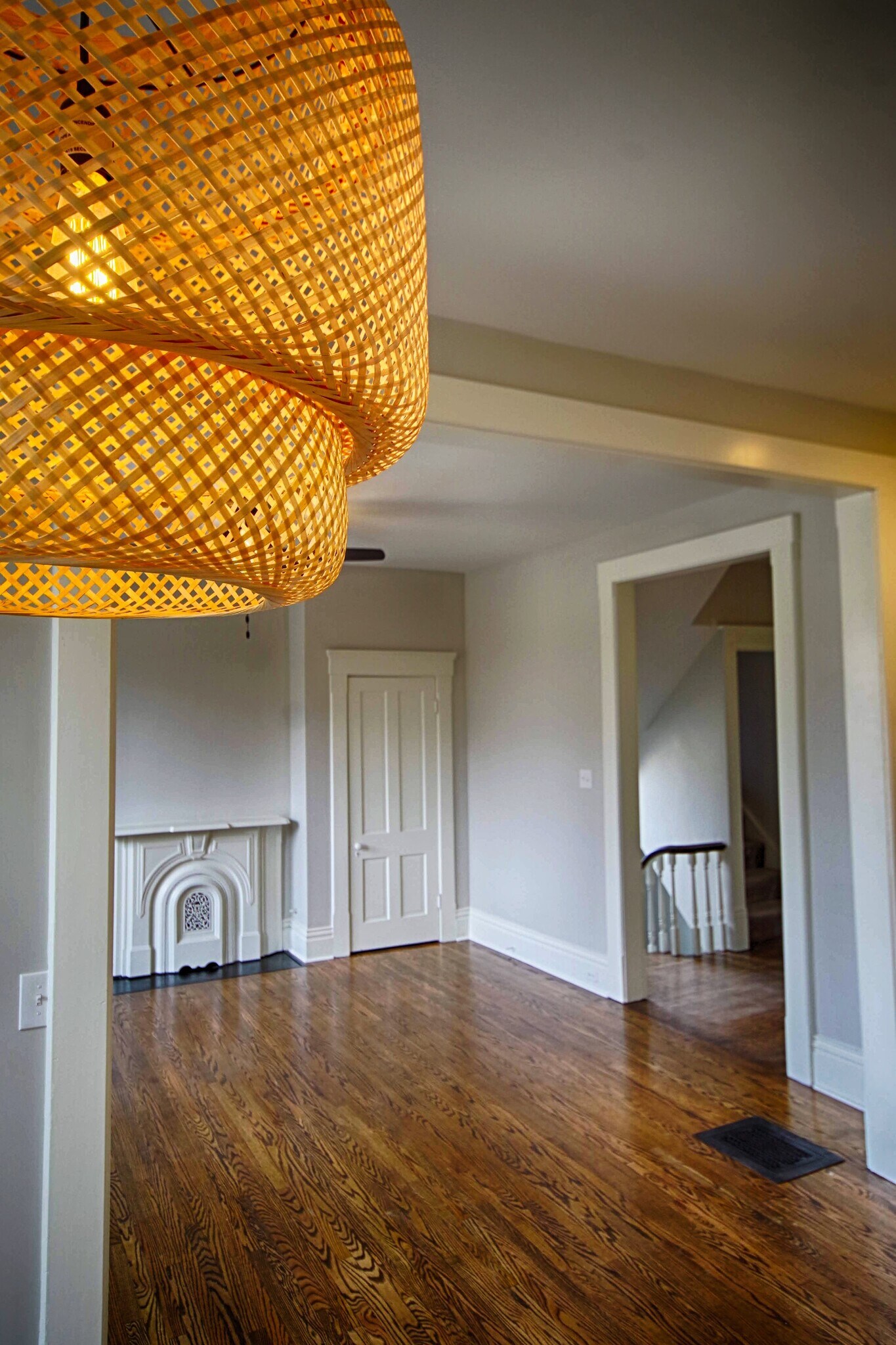 Building Photo - 2038 Bonnycastle Ave