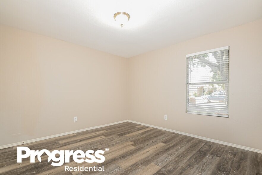 Building Photo - 1477 Hickory Creek Ln