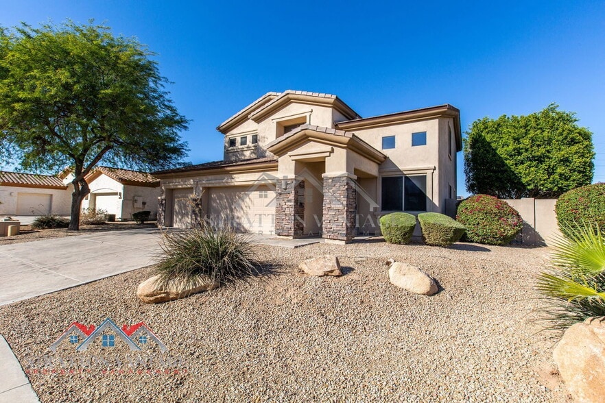 Building Photo - 14616 W Windward Ave