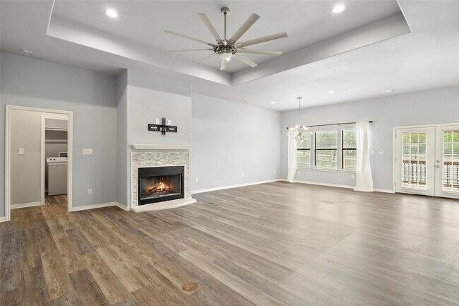 Building Photo - 1024 Daviot Dr