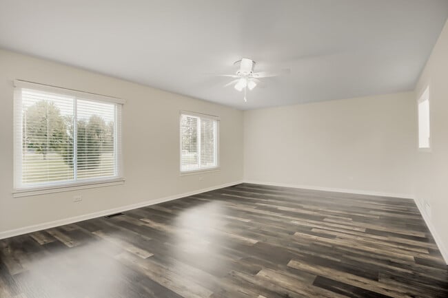 Building Photo - 26438 W Deer Path