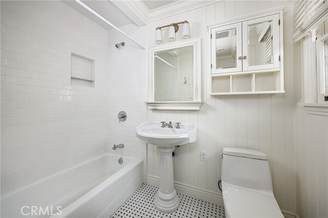 Building Photo - 453 Cypress Dr