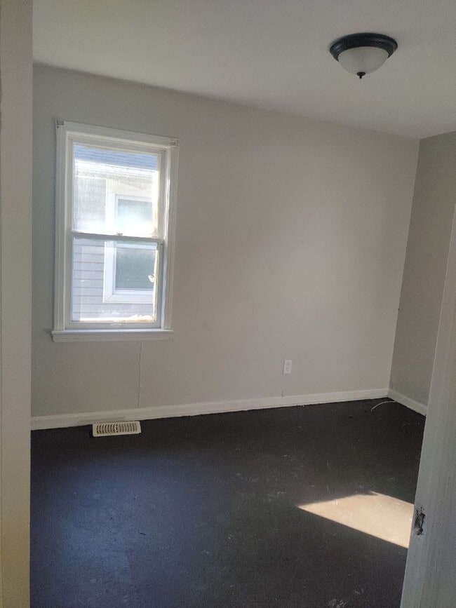 Building Photo - 12510 Summerland Ave