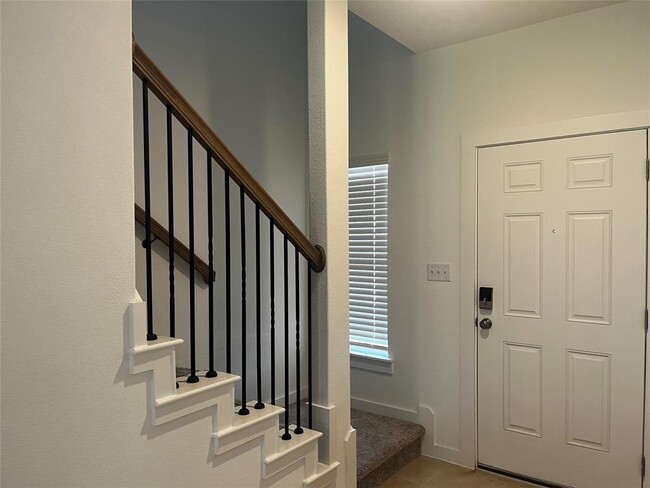 Building Photo - 424 Bristlecone Bend
