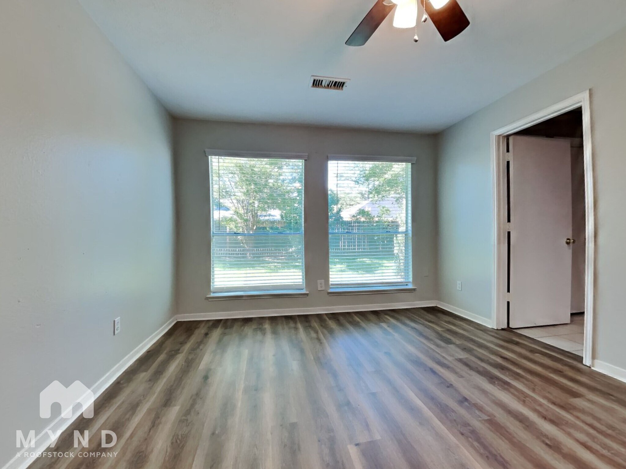 Building Photo - 22715 Tara Way Dr