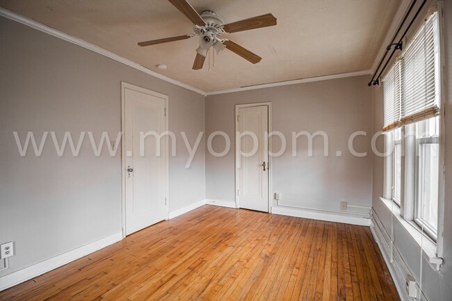 Building Photo - Unique 2 Bedroom / 1 Bathroom Duplex | Bla...