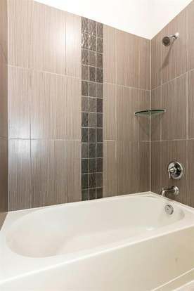 Building Photo - 9735 Stratton Ridge Dr