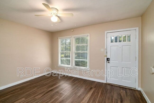 Building Photo - 6163 Brocks Ln