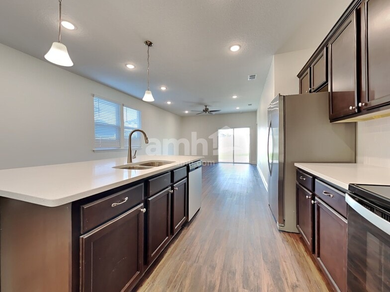 Building Photo - 67 Elcano Ln